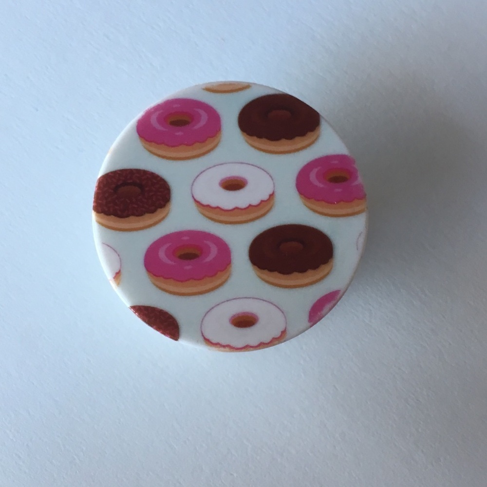🍩Donut Popsocket🍩 - Picture 3 of 4